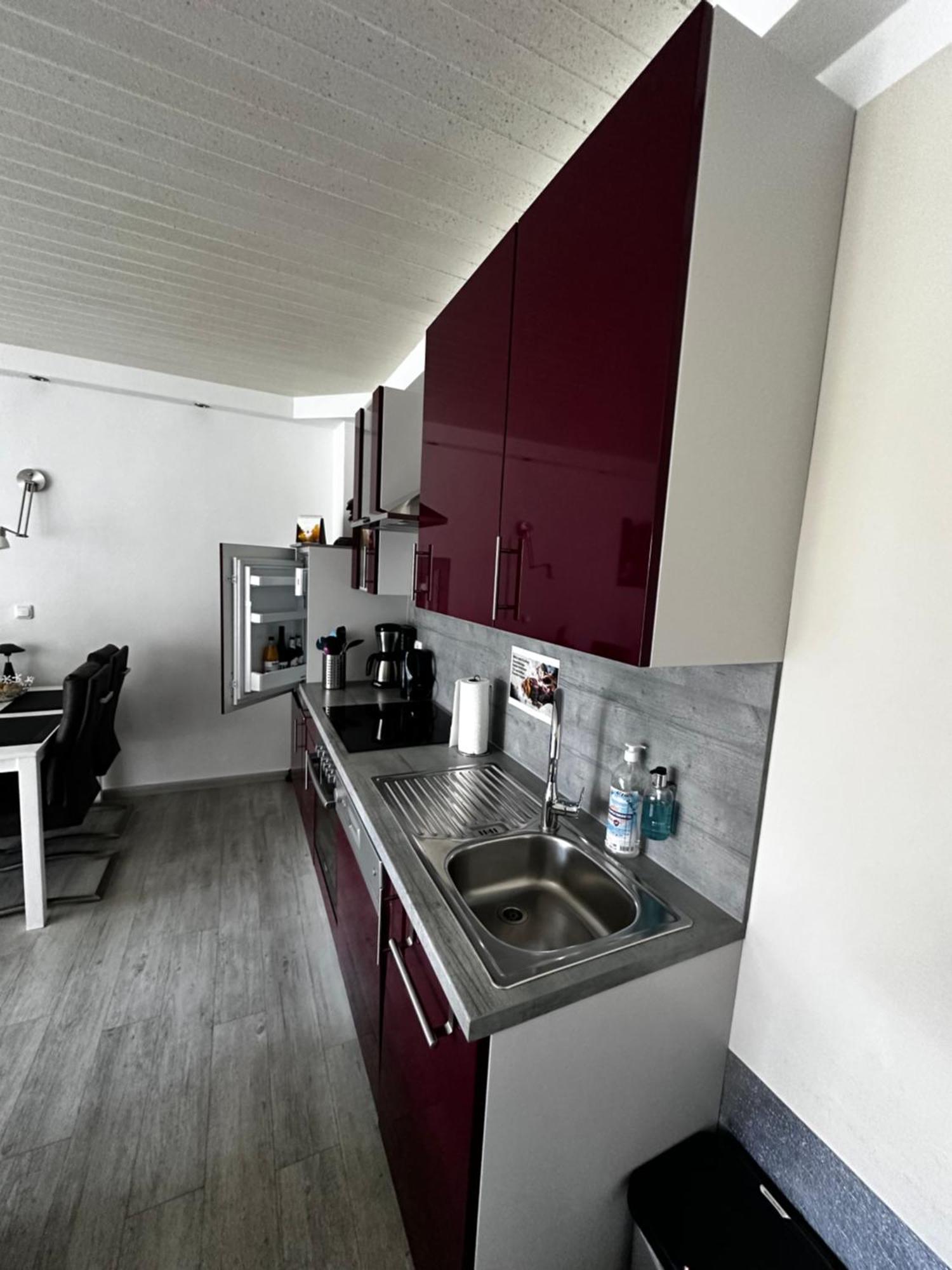 Ferienwohnung Schlossblick - 4 Sterne Sauna Pool Whirlpool Exklusiv Braunfels Eksteriør billede